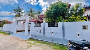 Value Living Well Built Nice House For Sale In Negombo Daluwakotuwa