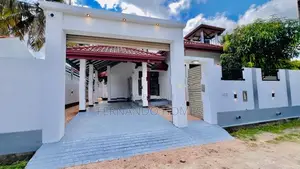 Value Living Well Built Nice House For Sale In Negombo Daluwakotuwa