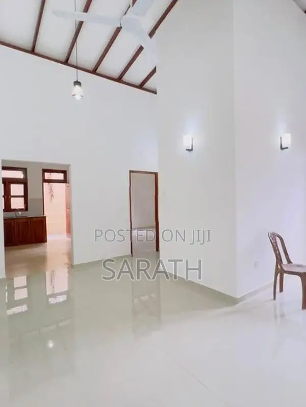 9.5 P With Brand New House Sale Malabe