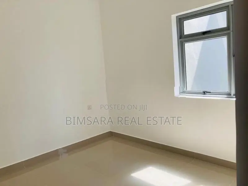 2BR APARTMENT IN CANTERBURY GOLF RESORT APARTMENTS, PILIYANDALA |LA005