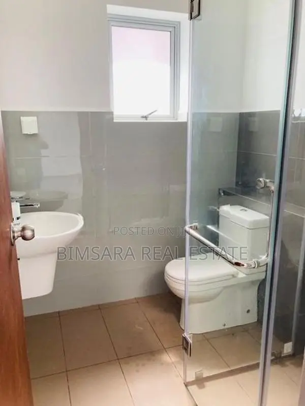 2BR APARTMENT IN CANTERBURY GOLF RESORT APARTMENTS, PILIYANDALA |LA005
