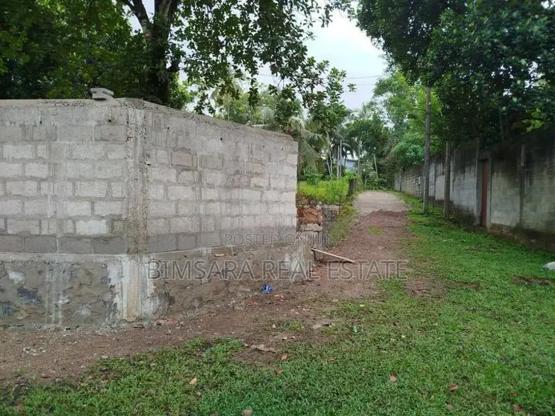 COMMERCIAL PROPERTY FOR LONG LEASE - PORE, ATHURUGIRIYA | LH03679