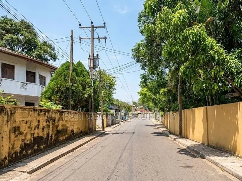 Land for Sale in Kirulapone, Colombo 05