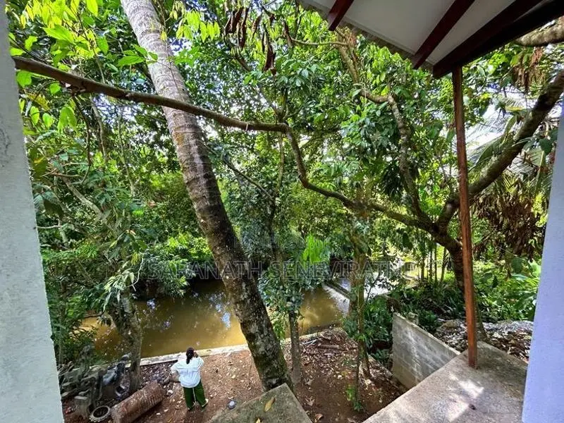 House in Gampaha Balummahara Facing to a River- Stream