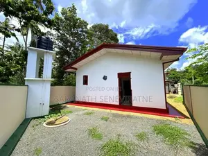 Brand-New Super Quality House in Gampaha Delgoda