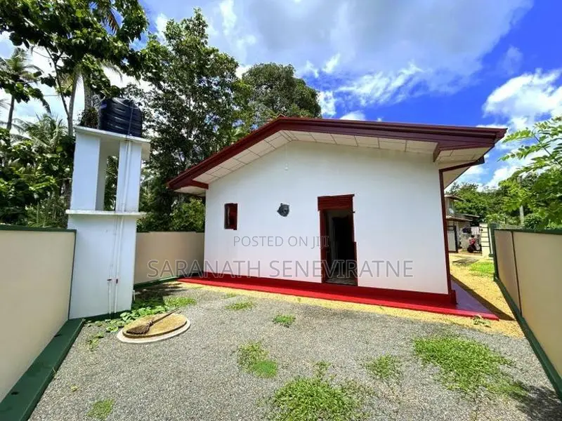 Brand-New Super Quality House in Gampaha Delgoda