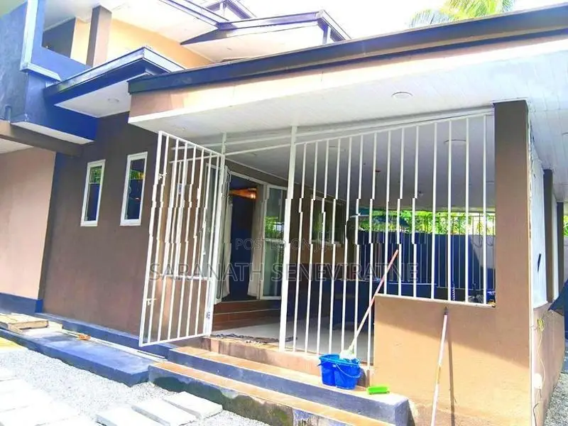 Luxury House With Swimming Pool - Ja-Ela Furnisher Electronics