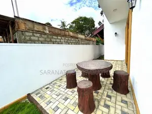 Luxury Brand-New House With 5 Bedrooms - Makandana Piliyandala