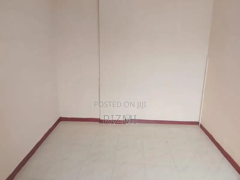 second floor 3BR House for rent in dehiwala meadhankara road