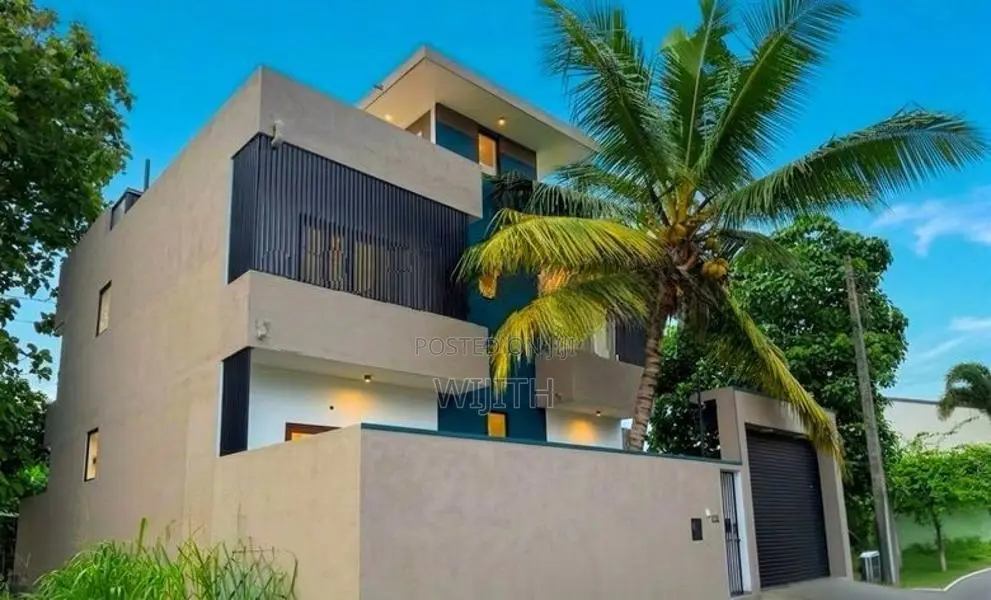 SUPAR BRAND NEW TWO STOREY HOUSE FOR SALE IN TALAWATUGOADA HOKANDARA .
