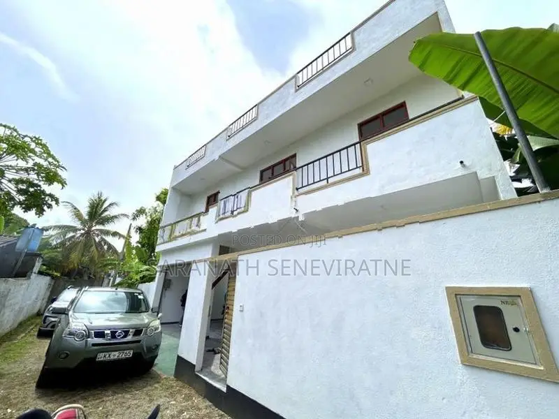 Luxury Brand new 2- Story House for sale in Piliyandala