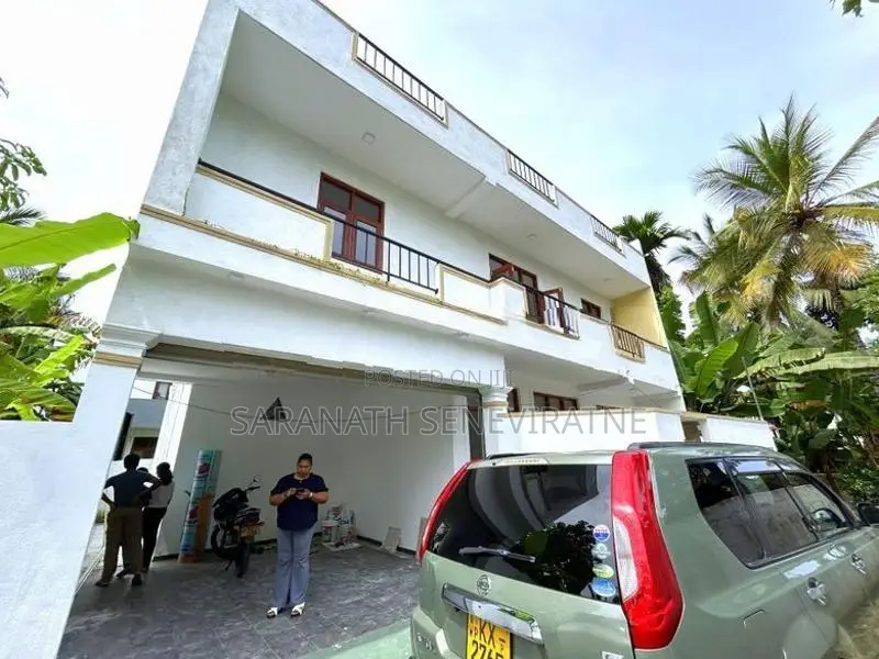 Luxury Brand new 2- Story House for sale in Piliyandala