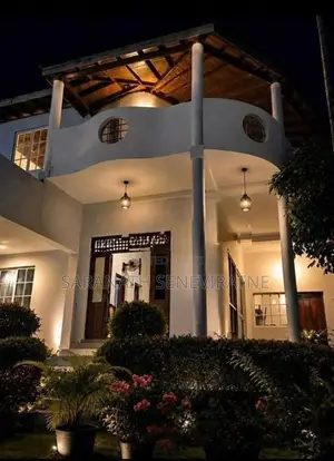 House For Sale in Malabe Built 10 p Land Extent