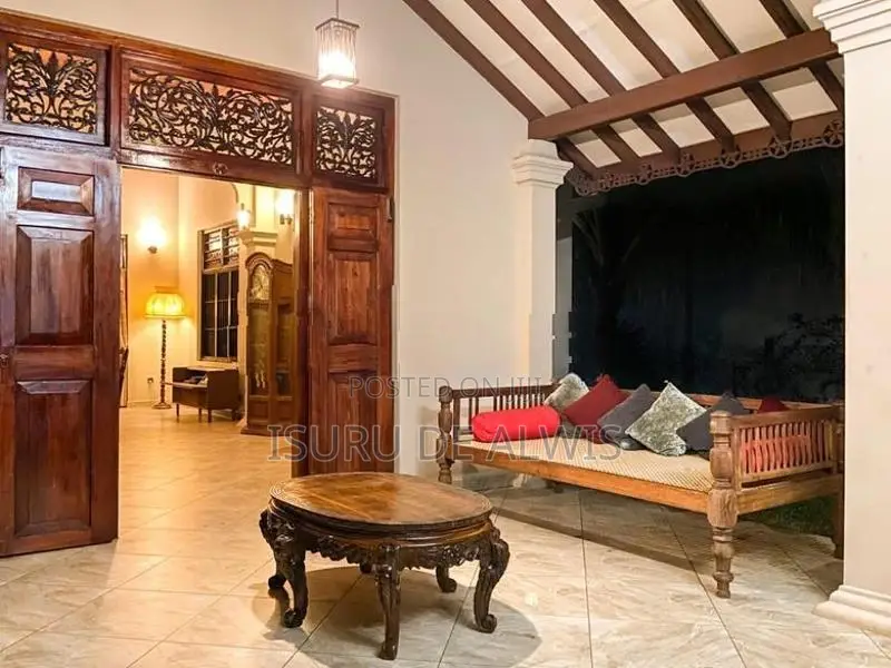 Colonial Type Bungalow for Rent Payagala