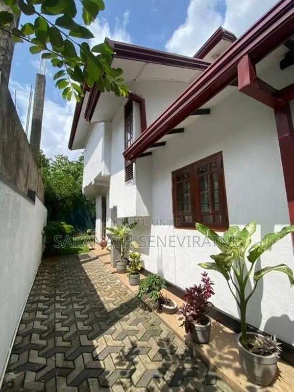 House For Sale in Pannipitiya Rukmale West