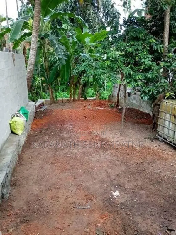 Land in Hokandara - Vidyala junction Talawathugoda