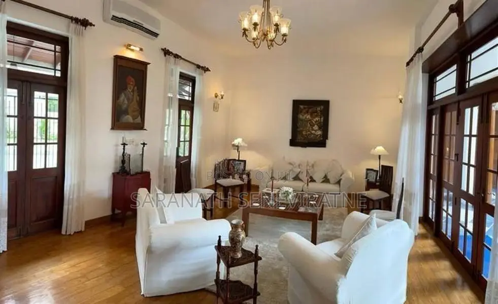 Luxury House for sale in Battaramulla With Over 7000 SQFT - SOLAR Pool