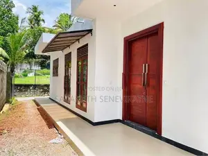 Brand-New House in Kalalgoda Talawathugoda With 1st Floor Slab