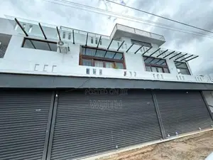 ආදායමක් සමග පදිංචි විය හැකි සුපිරි ගොඩනැගිල්ලක් විකිණීමට .