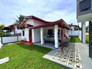 Brand-New Single Story House Beruketiya Homagama With Garden Space