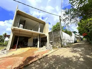 Brand-New Solid House - Talawathugoda 500 meters to Thalawathugoda Jun