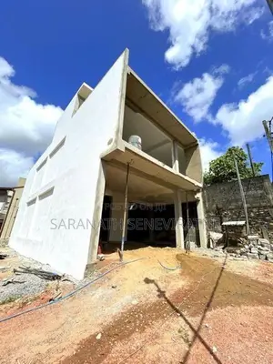 Brand-New Solid House - Talawathugoda 500 meters to Thalawathugoda Jun