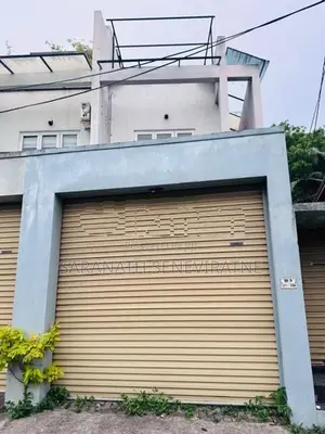 2 Story House For Sale in Madiwela Kotte