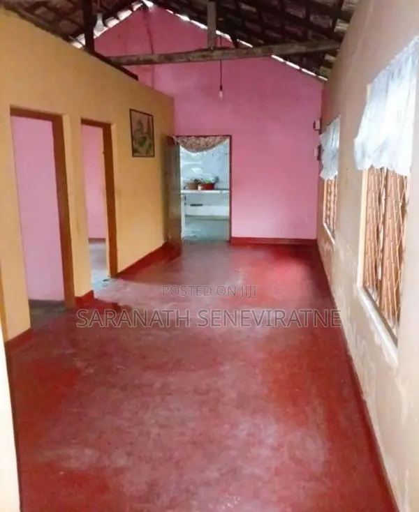 Land With House For Perch Value Kiribathgoda Makola Rd Pamunuwila