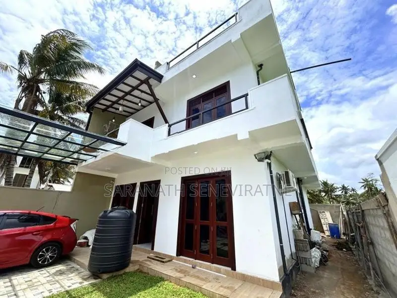 Brand-New Modern House in Siddamulla Piliyandala off Kudamaduwa Road