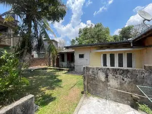House For Land Value - Kapuwatta Ja-Ela 20 Perches 200 m Negombo Rd
