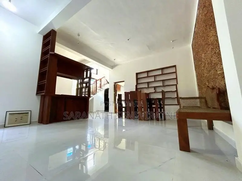 Brand-New House From Ja-Ela Near Thudella Train Station