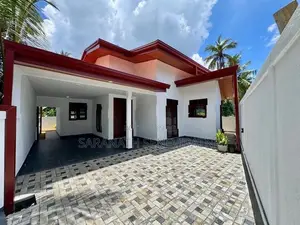 Brand-New House in Godagama - Only 700 m to High-Level Rd