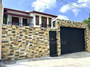 Brand-New House With Solid Architecture - Kottawa Mattegoda Pubudu Mw