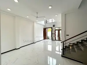 Brand-New Solid Modern House Sale From Piliyandala Off Gonamadiththa R