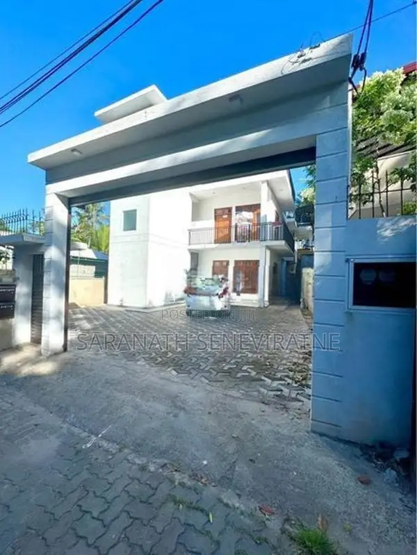 House for Sale in Boralesgamuwa investment a lifetime of luxury