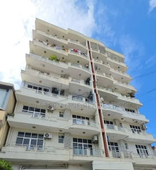 3 Bedroom Apartment For Sale in Colombo 4