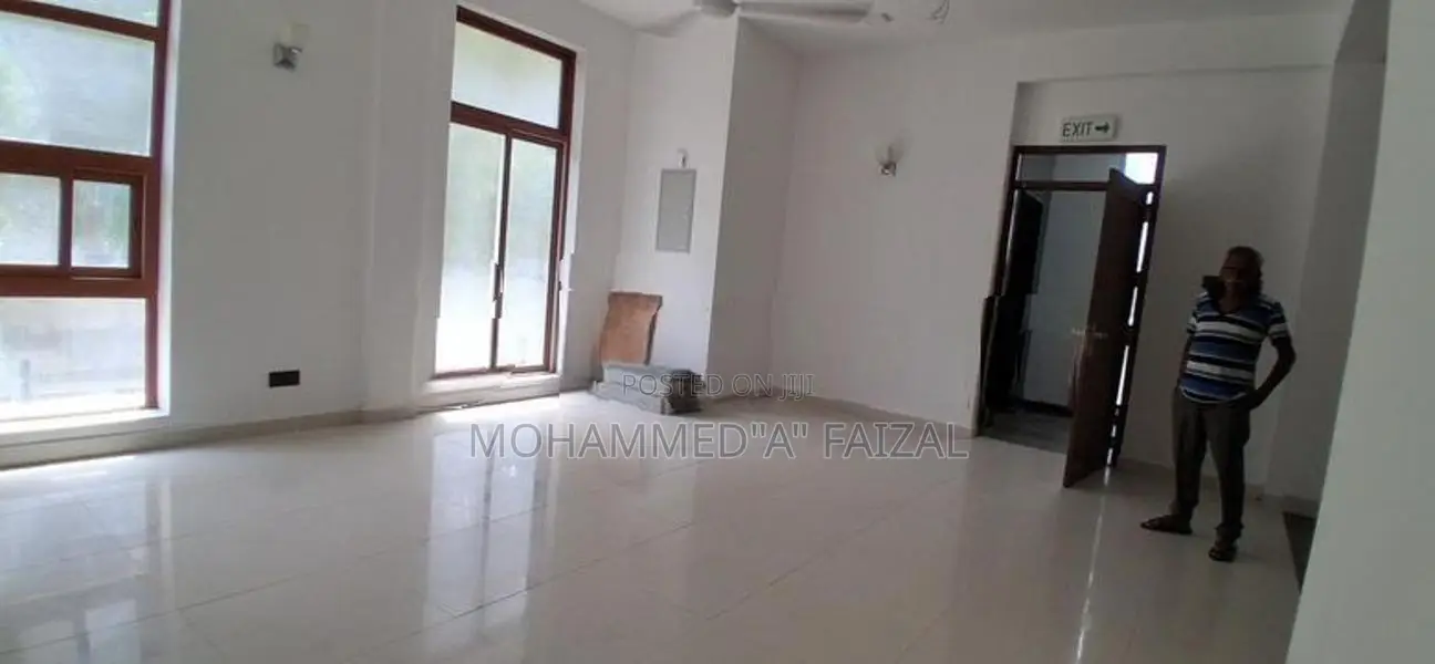 Warehouse & Store For Rent in Galle Road Wellawathe Colombo.06
