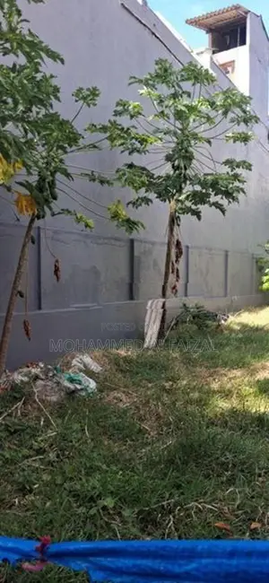 Land For sale in Prathimparama Road Kalubowila Dehiwala