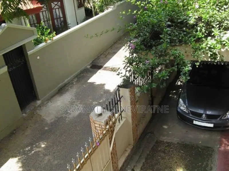 HOUSE in NUGE​​GODA, DABARE PLACE