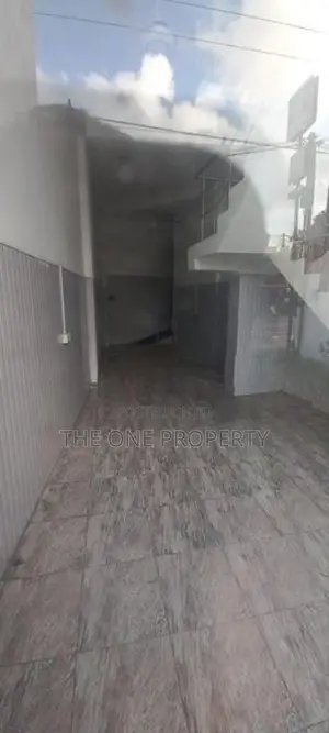 Commercial Property for Rent - Facing highlevel-Nugegoda