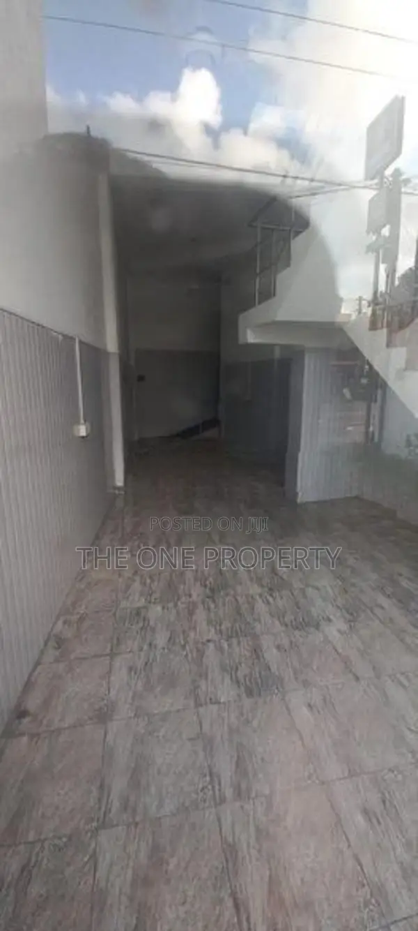 Commercial Property for Rent - Facing highlevel-Nugegoda