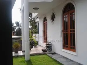 03 Story Modern House for SALE Muththettugoda Rd Talangama Battaramull