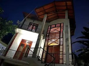 Modern 3 Storied House - Sale in Katugasthota Kandy