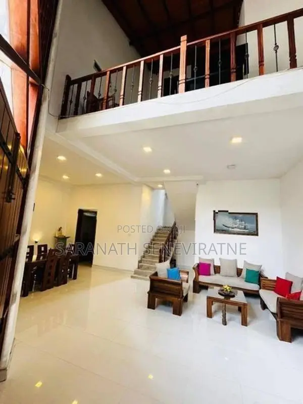Modern 3 Storied House - Sale in Katugasthota Kandy