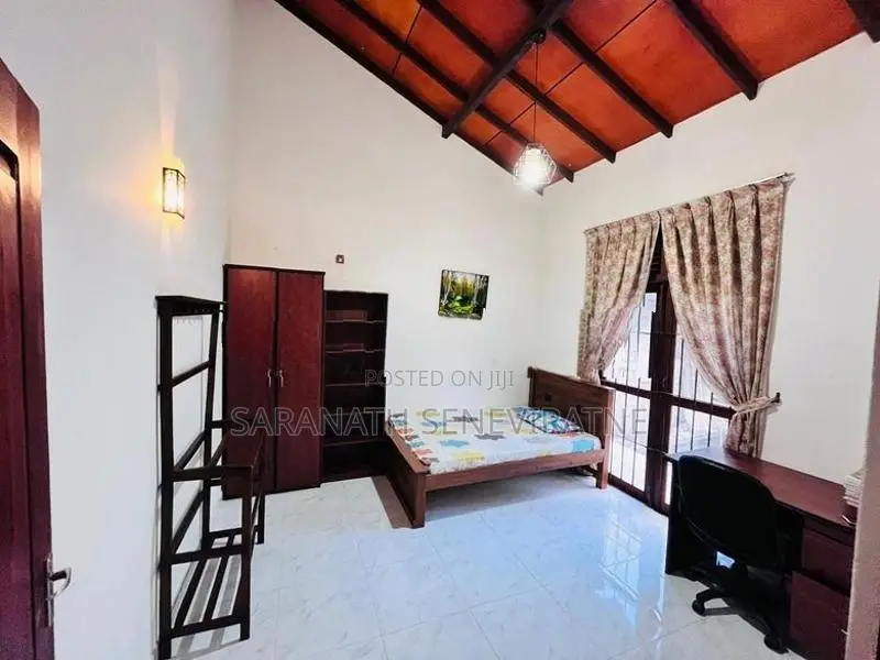 Modern 3 Storied House - Sale in Katugasthota Kandy