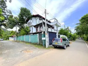 House in Korathota Kaduwela - Manikagara Rd