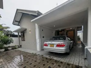Luxury Single House for Sale – Pannipitiya - 9 Perches Land Extent