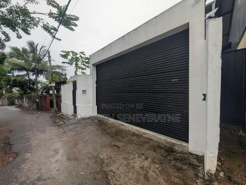 Luxury Single House for Sale – Pannipitiya - 9 Perches Land Extent