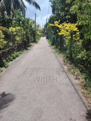 Land For sale in Kottawa Makubura