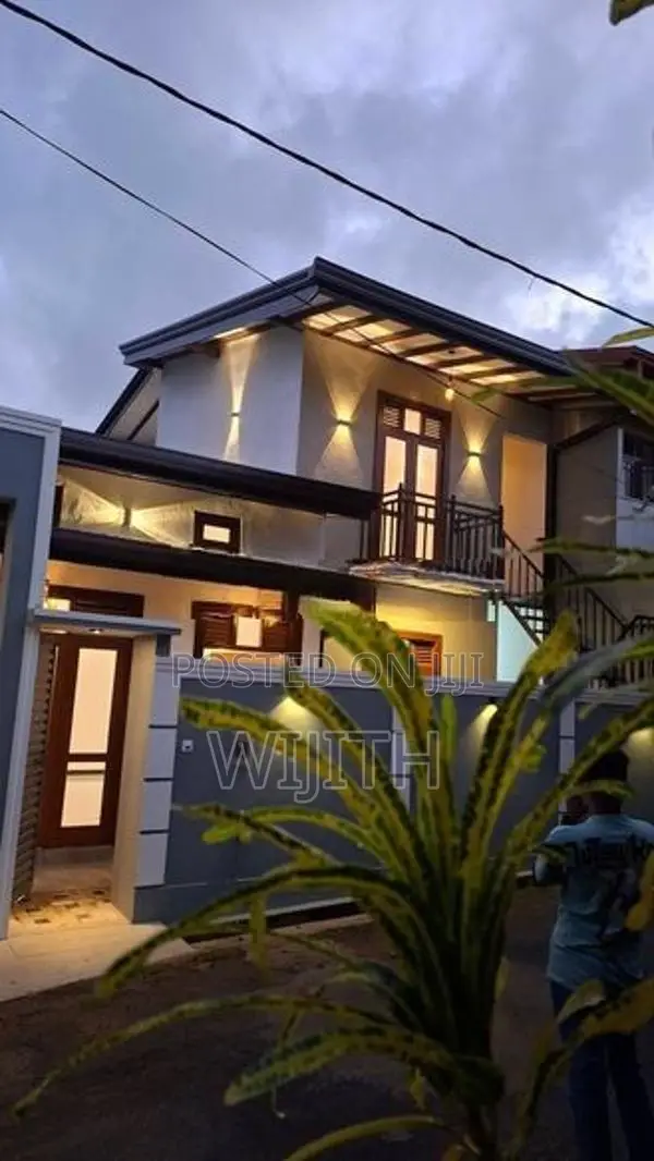 BRAND NEW TWO STOREY HOUSE FOR SALE IN KOTTAWA POLGASOWITA